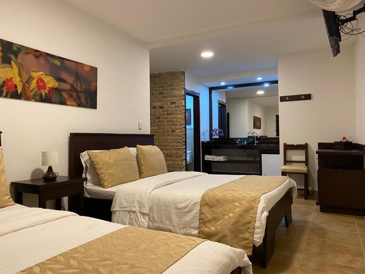 Casa Hotel Las Orquideas Circasia Eksteriør bilde