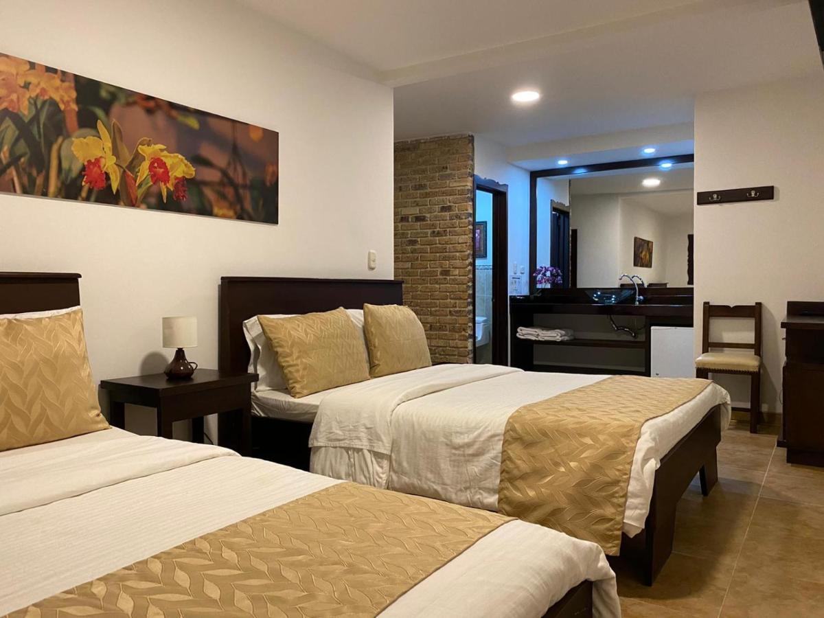 Casa Hotel Las Orquideas Circasia Eksteriør bilde