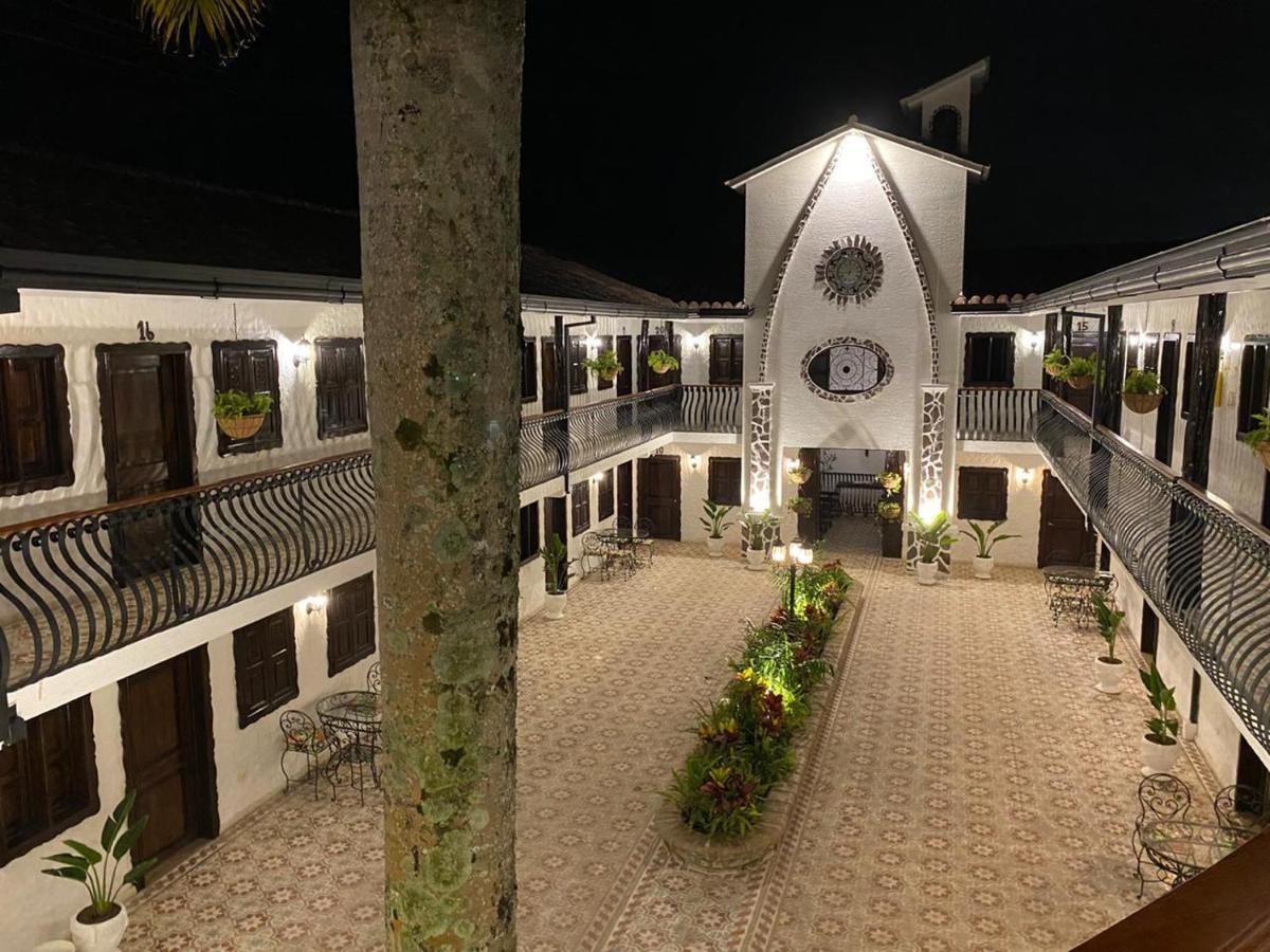 Casa Hotel Las Orquideas Circasia Eksteriør bilde