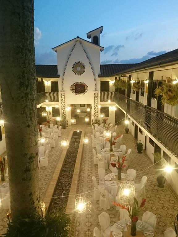 Casa Hotel Las Orquideas Circasia Eksteriør bilde